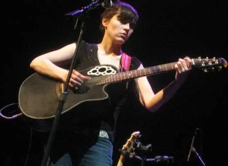 kaki king ovation guitars